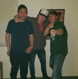 Meet your Posher, Edgar